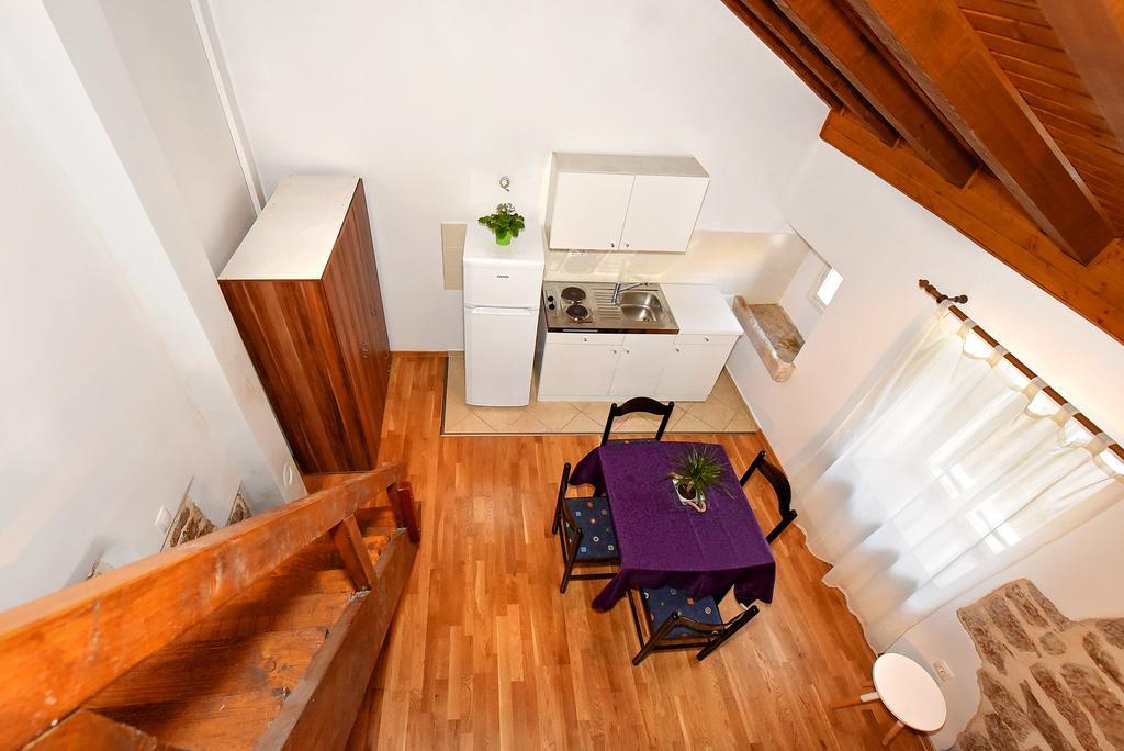 Apartments Loriana Sibenik Bagian luar foto